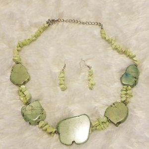Green shell puka necklace set